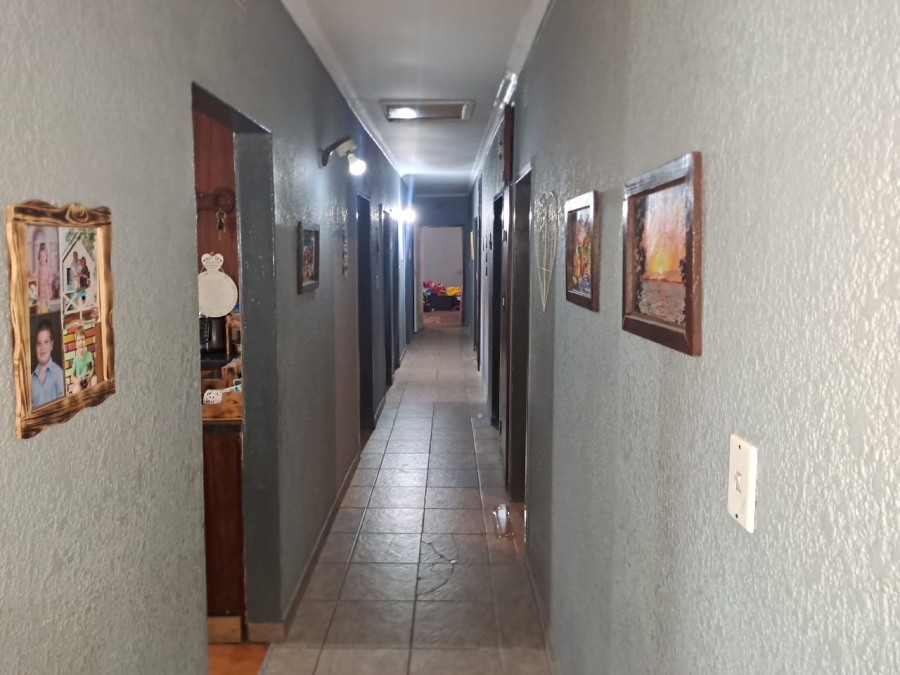 4 Bedroom Property for Sale in Oos Einde North West